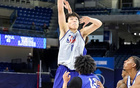 山東大漢19分鐘12分，首秀亮眼，沖擊NBA，期待其表現(xiàn)。